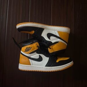 Jordan 1 Retro High OG ‘Yellow Toe’